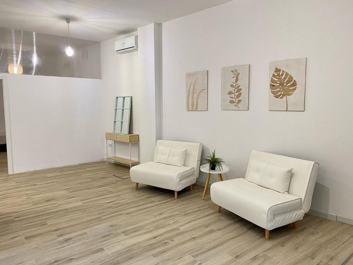 Flamenca Triana - Apartamento Wifi Con 2 Dormitorios 2 Sofas Camas 2 Banos إشبيلية المظهر الخارجي الصورة