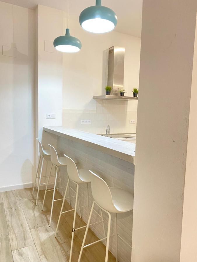 Flamenca Triana - Apartamento Wifi Con 2 Dormitorios 2 Sofas Camas 2 Banos إشبيلية المظهر الخارجي الصورة