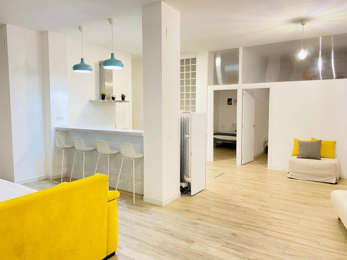 Flamenca Triana - Apartamento Wifi Con 2 Dormitorios 2 Sofas Camas 2 Banos إشبيلية المظهر الخارجي الصورة