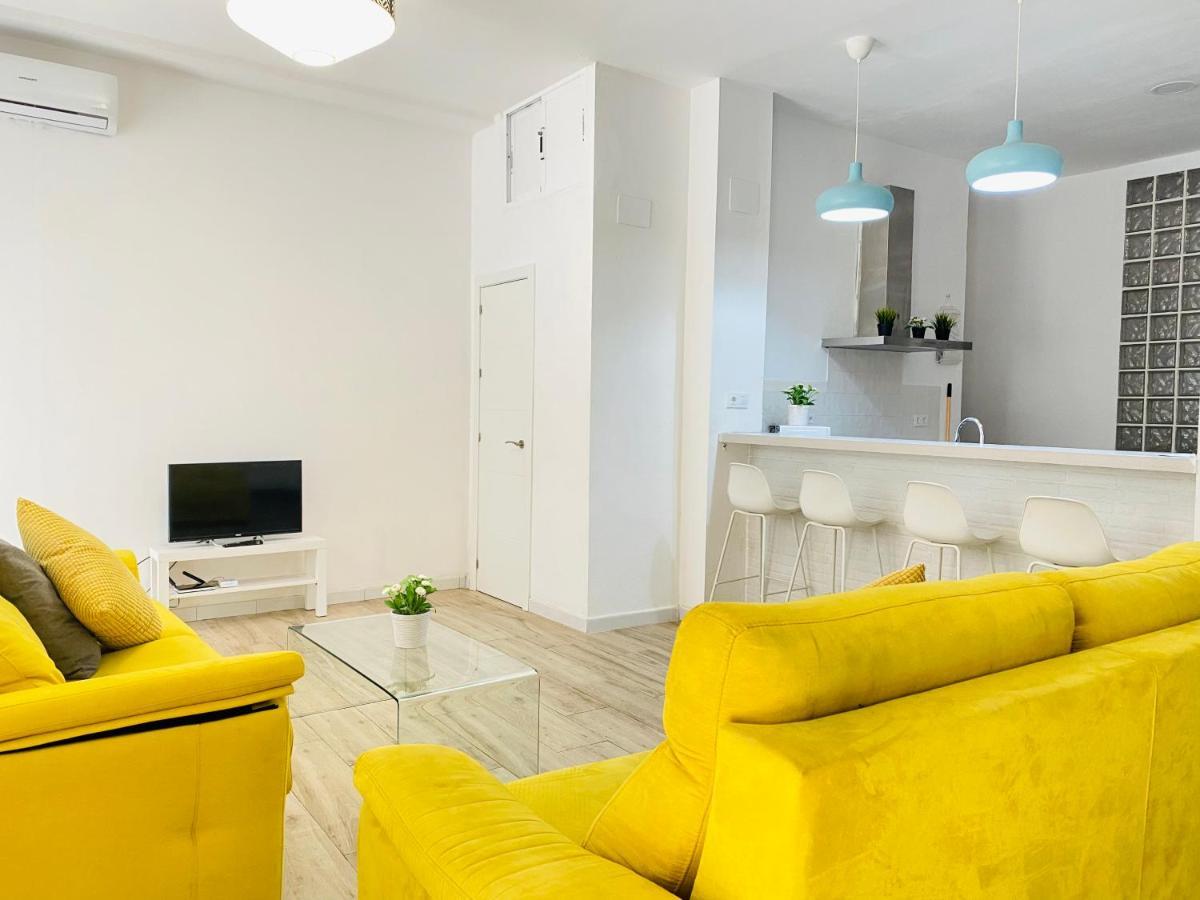 Flamenca Triana - Apartamento Wifi Con 2 Dormitorios 2 Sofas Camas 2 Banos إشبيلية المظهر الخارجي الصورة