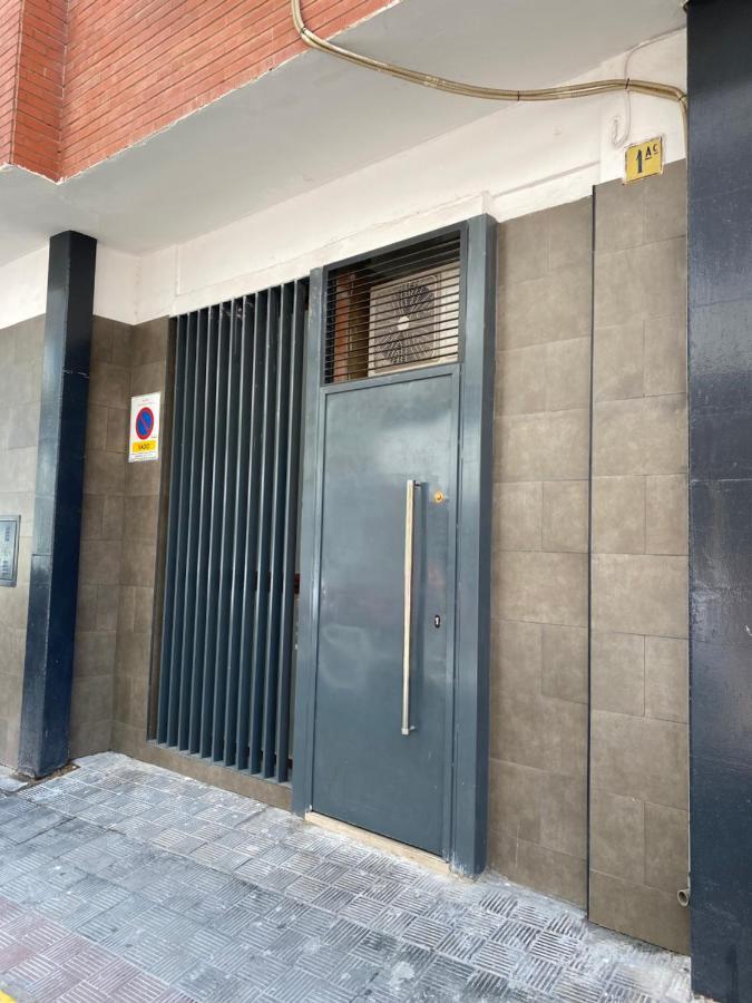 Flamenca Triana - Apartamento Wifi Con 2 Dormitorios 2 Sofas Camas 2 Banos إشبيلية المظهر الخارجي الصورة